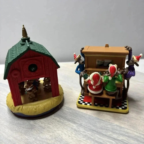 2004 Hallmark Keepsake Kris and the Kringles music box ornament